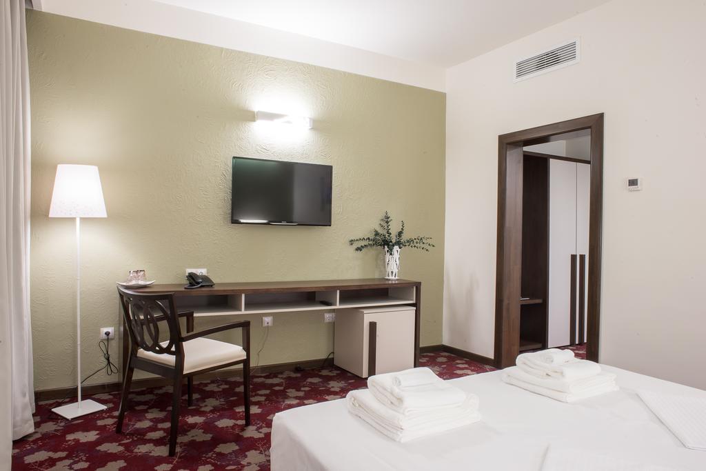 Hotel Relax Craiova Oda fotoğraf